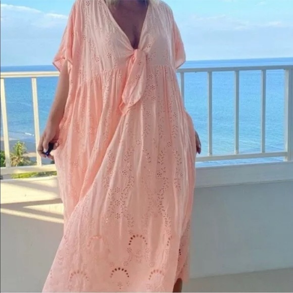 NWT Young Fabulous & Broke Eyelet Lace Caftan Peachy Pink Medium - Picture 1 of 11